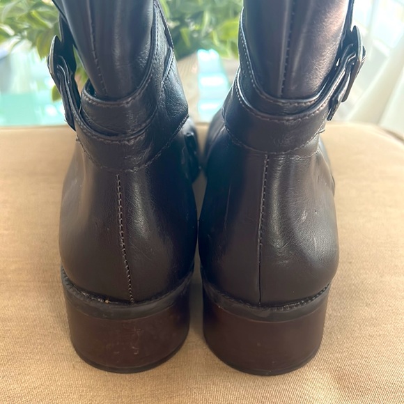 Naturalizer Brazil 7.5 Brown Bootie Faux Leather Zip Ankle Boot Shoes Western - Picture 9 of 14